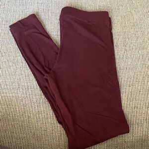 ⭐ 3 for $15 ⭐ - Old Navy Maroon Leggings